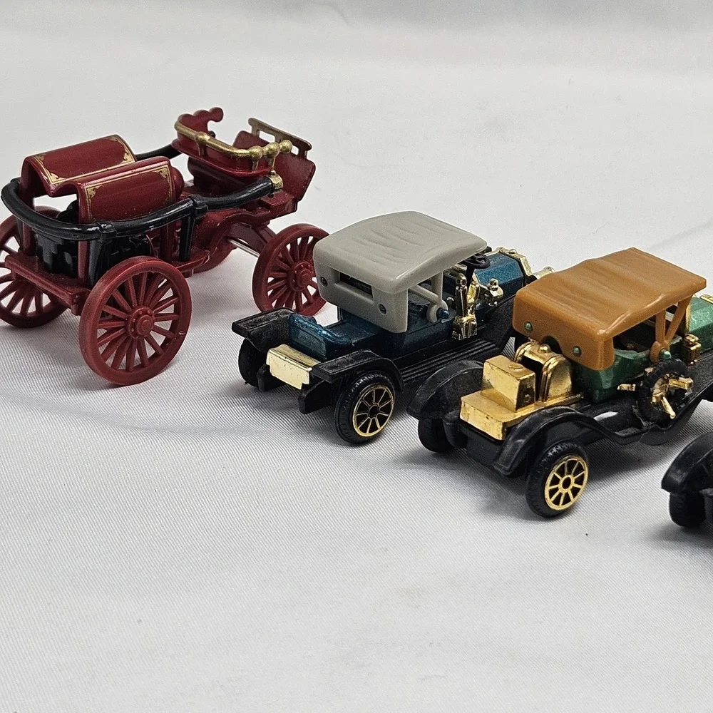 Vintage Readers Digest Collectible 1:64 Scale Classic Car‎ Models Set of 7